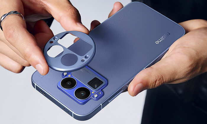 realme GT 8 Pro : c'est le 1er smartphone avec un bloc-photo modulable et person
