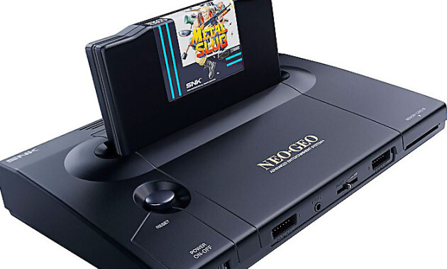 NEOGEO AES+ : le volume annuel prévu a été écoulé en 24h, SNK et Plaion prennent