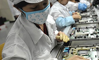 PS4 : Foxconn force des étudiants chinois à assembler la console