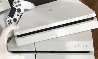 PS4 Slim : notre unboxing du modèle blanc Glacier White