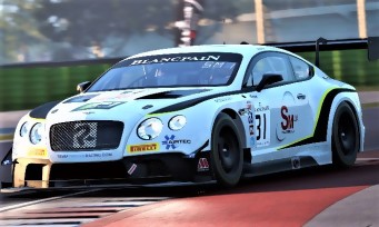 Assetto Corsa Competizione : du gameplay en Bentley GT3