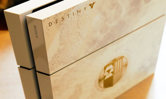 Destiny The Taken King : unboxing de la PS4 collector avec des gants !