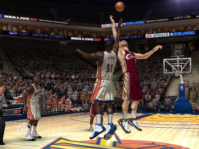 NBA Live 07 rebondit sur PSP et Xbox